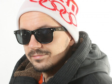 ����� COCAROACH Addict 560 ������������  225 �.