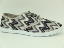 wj-15-005_grey_waves_35-40.490�