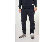 ����� HOLLISTER 05-042 �����  900 �.