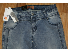 ������ Vivienne Westwood, ������ 30, ���� �������� 990 ���