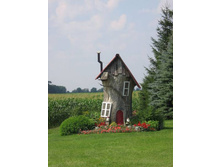 75984387 s46246238.jpg