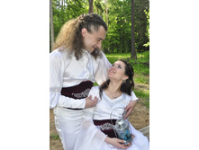 �������