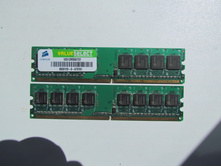 Corsair VS512MB667D2