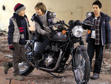 9885861.ANTO9902-sel-kol-ret enl.jpg