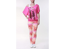 ����� ����