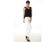 B 39bd64a7-f5d9-4ce8-8cb3-0799481a943c.jpg