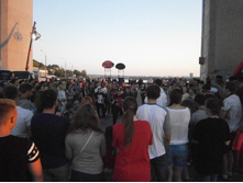 ���� ����