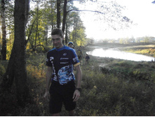 ����� ����