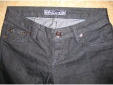 3. 590� �����-Whitney Club W28 L32