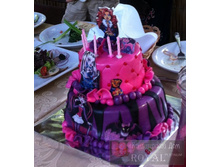 Phoca thumb l 001-tort-monster-high.jpg