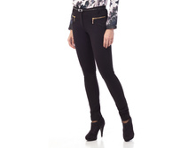 E8384921-fd48-11e4-b691-00259002479e face.jpeg