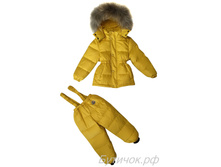 �. 350 ���������� ���������� Moncler ������ 7700 ���.