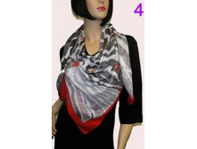 ������� -124 300�.