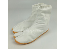 ������� ������ ninja shoes ����� �����. ���� 	3000	���.