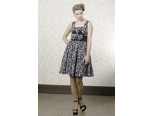 ������ 300�.