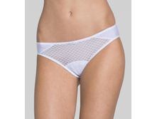 Bea*uty-Fu*ll Ba*sics Ta*i.jpg