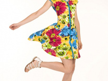 ����� ����