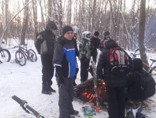 �������)