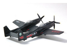 144 F-Toys Twin Mustang F-82F 2.jpg