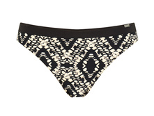 Be**lle B*ati*k Tai.jpg