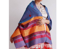 675� ���� SCARF180