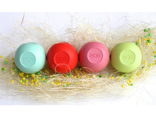 742614 eos-lip-balmss.jpg