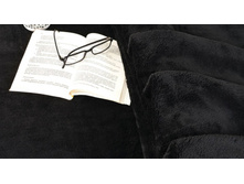 ����� ����