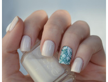 Essie she said yes + ����.JPG