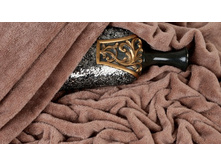 ����� ����