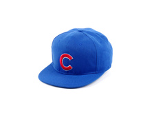 247,5 ���. - Chicago Cubs C Snapback