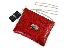 008047 big 940066 red1.JPG