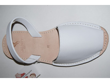 BUFALO BLANCO	����	�����