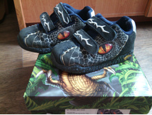 ��������� DINOSOLES ����� �/�