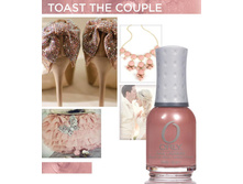 40004	4 Toast the couple �