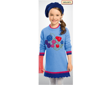 562