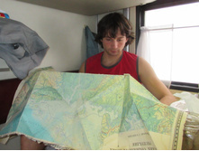 ����� ����