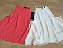 ����� ����