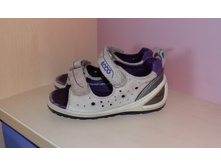 Ecco ���� 22� (14��), 900���