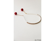 �������