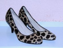 ����� 6127 ���������, 1500 �.