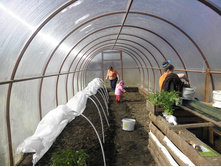 �������