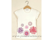 Kremovaya-futbolka-romashki-dlya-devochki-miss-lorelli-41-y-071-1-2-1-300x400.jpg