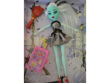 �������