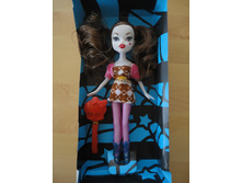 ��������