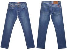 Porosus 2805-1. --------- 1050 �