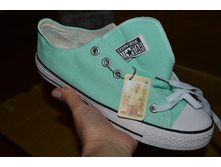 38(24��, ��� 0,55��), 41(26,5��, ��� 0,64��)