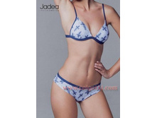 JADEA 4197 triangolo.jpg