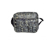 2077 �����