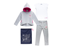 2400 �+��� %