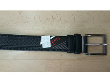 ����� ����